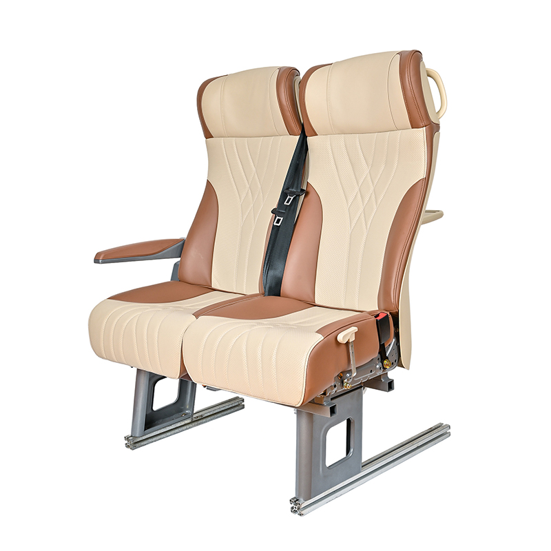 金龙客车高品质豪华座椅客车乘客座椅