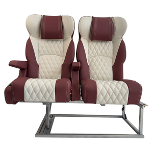 商务客席 普通巴士商务车 2+2 巴士座椅